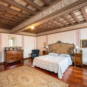 Ottocentesca Immersa Nel Montecavolo